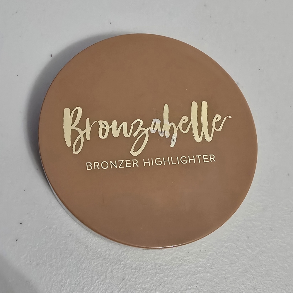 🆕️ Belle Beauty Bronzabelle Bronzer Highlighter